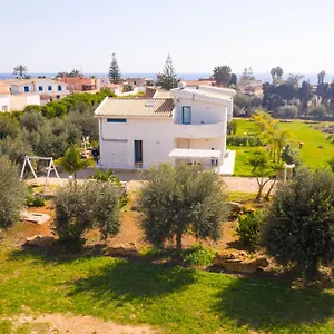 Ferienhaus Villa Tra Mare E Ulivi, Lido di Noto